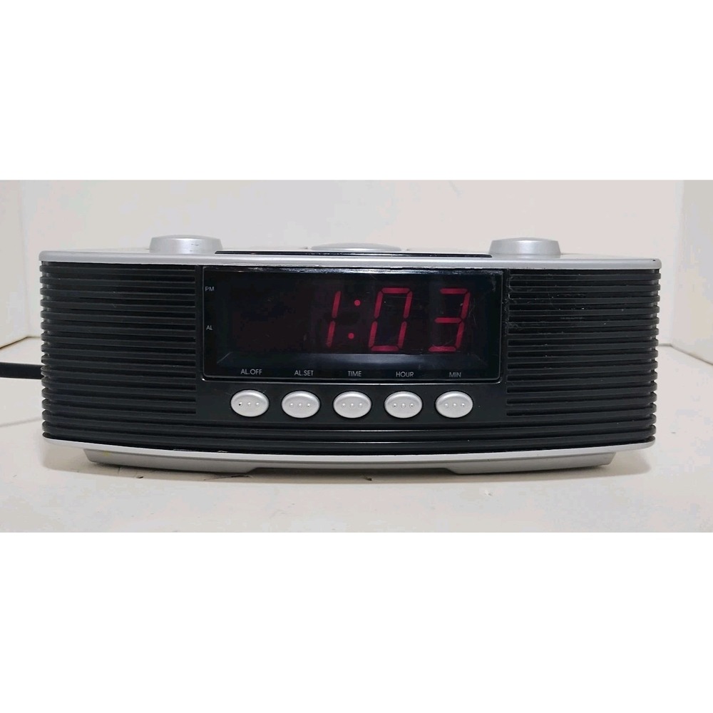 Curtis Model CR1336 AM/FM Alarm Clock Radio‎ W/ Battery Backup Tested & Working
